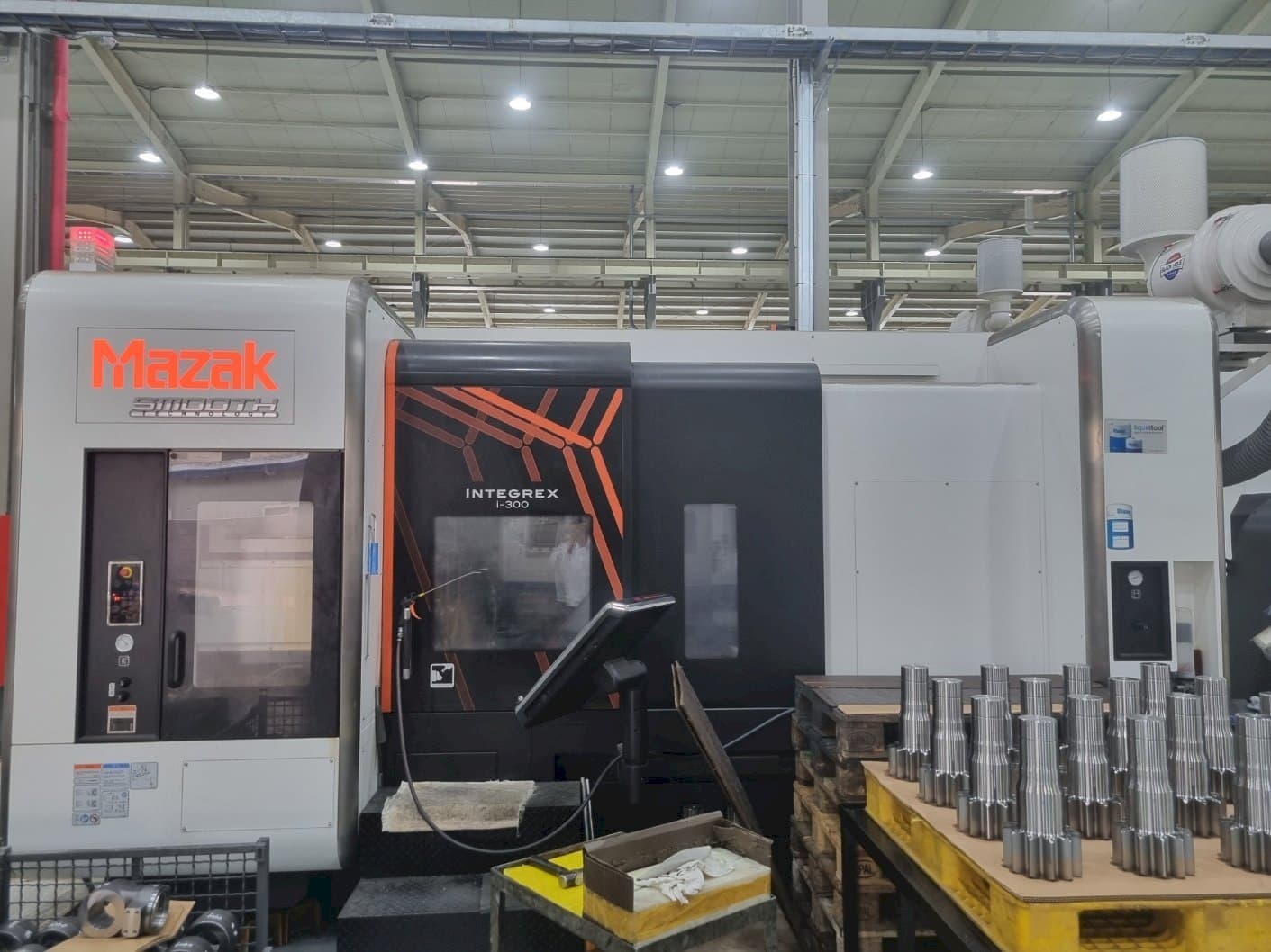 Vista Frontal  da Mazak   máquina