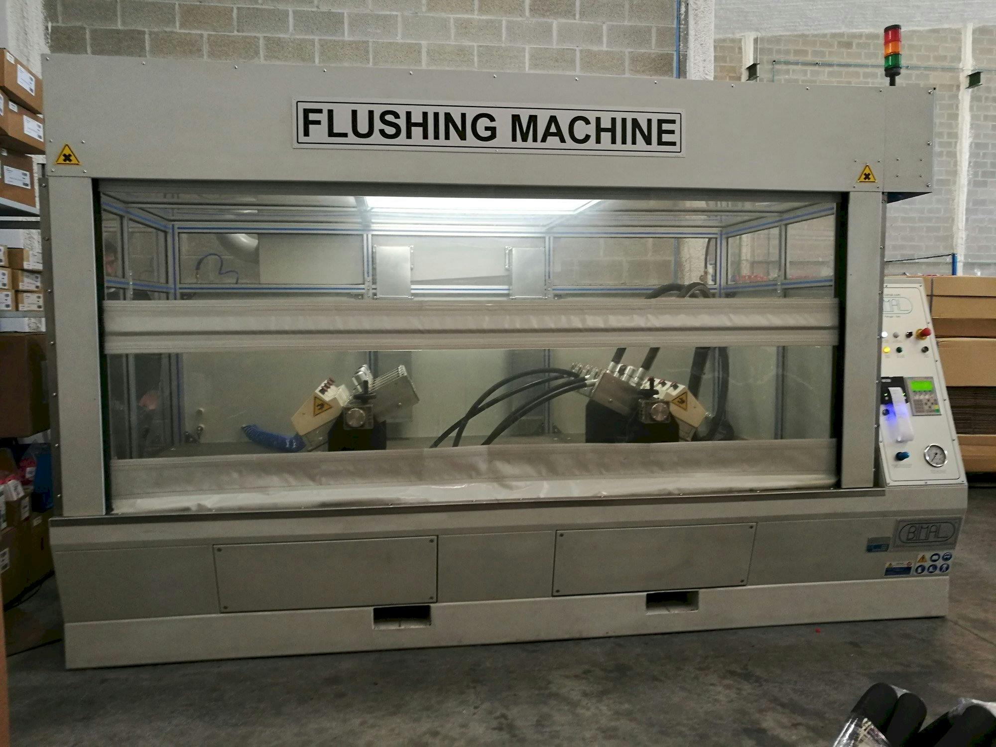 Vista Frontal  da BIMAL Flush 4  máquina
