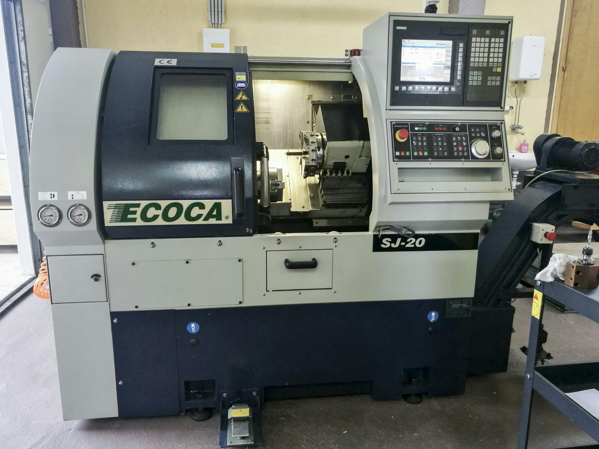 Vista Frontal  da ECOCA SJ-20  máquina