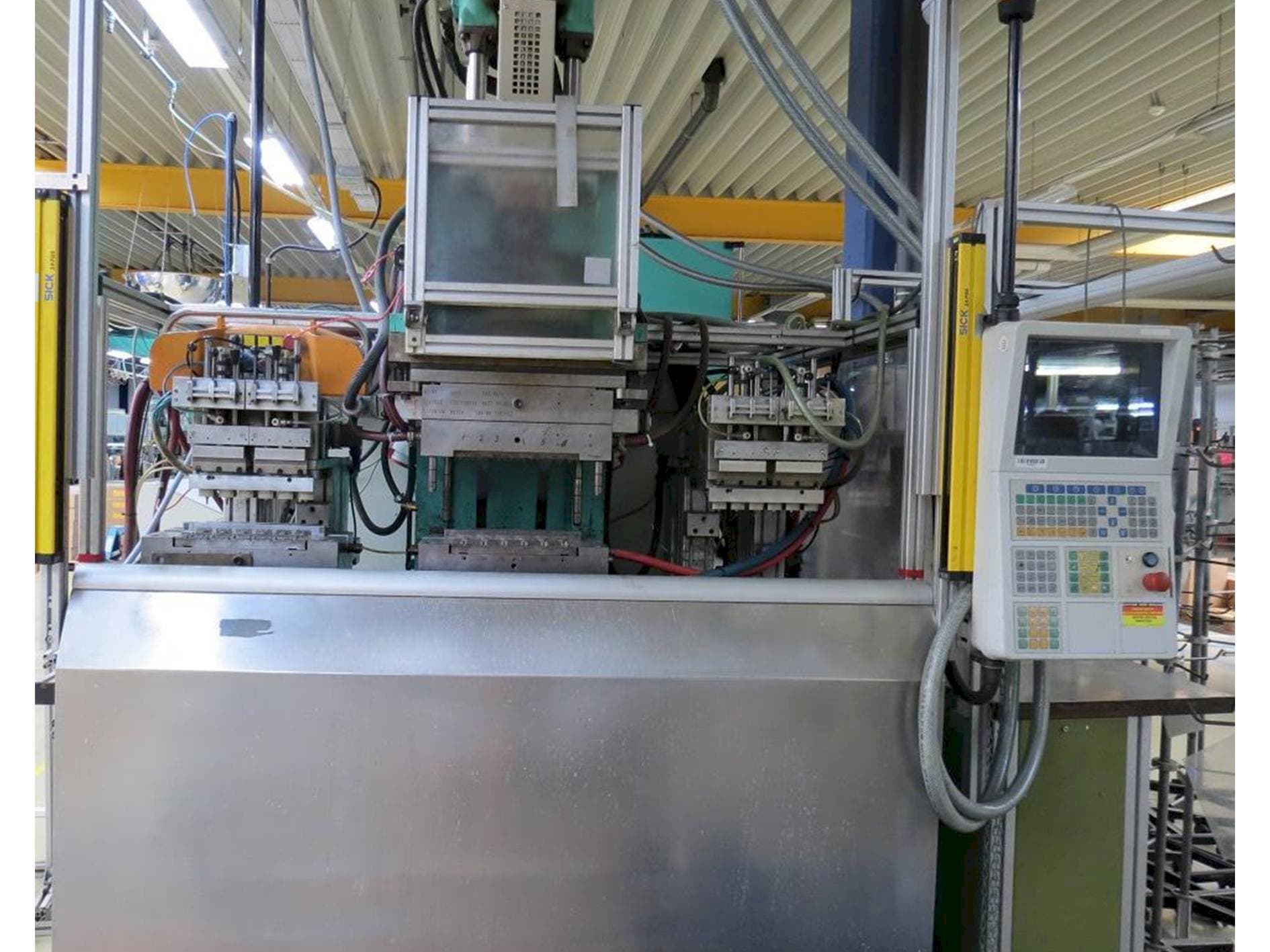 Vista Frontal da Arburg Allrounder CENTEX 270 C 400-100 máquina