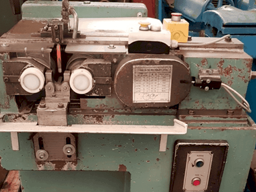 Vista Frontal da Izpe RSC 100 máquina