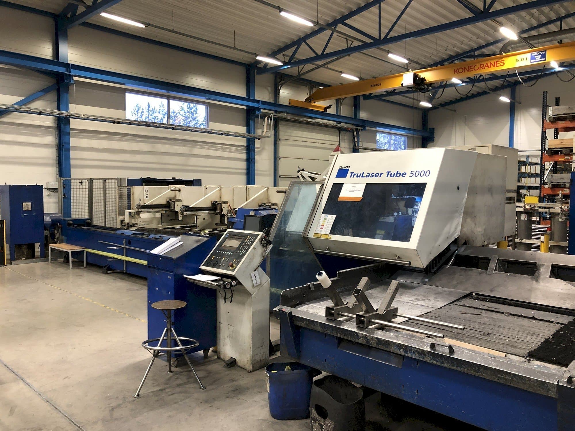 Vista Frontal  da Trumpf TruLaser Tube 5000  máquina