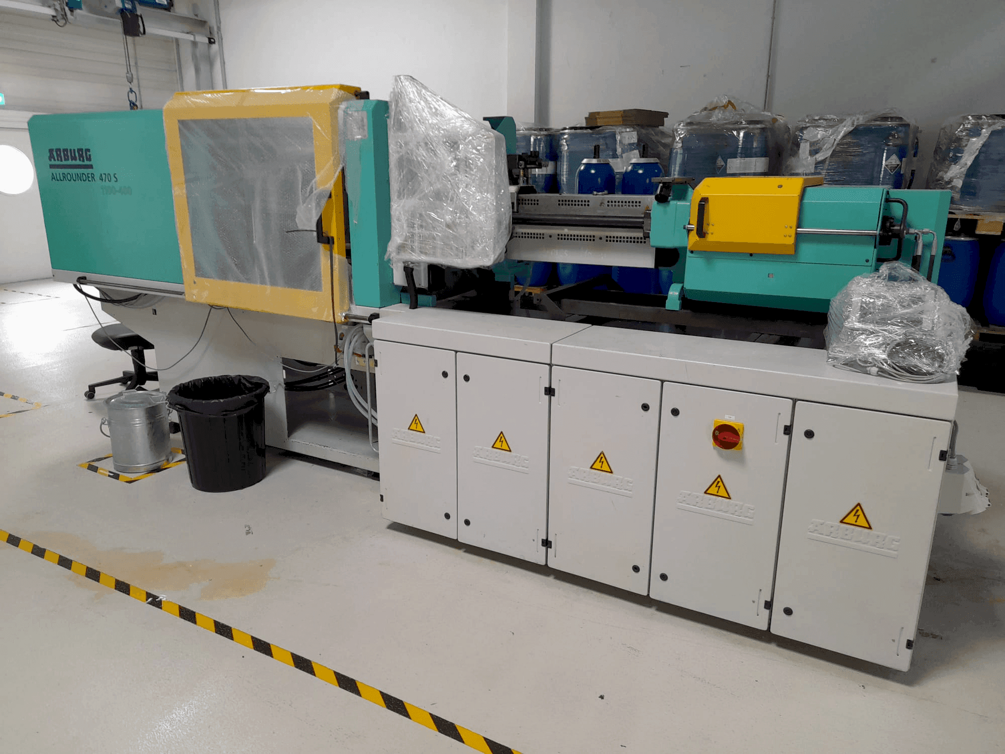 Vista Frontal da Arburg Allrounder 470S 1100-400 with Multilift handling (2010) máquina