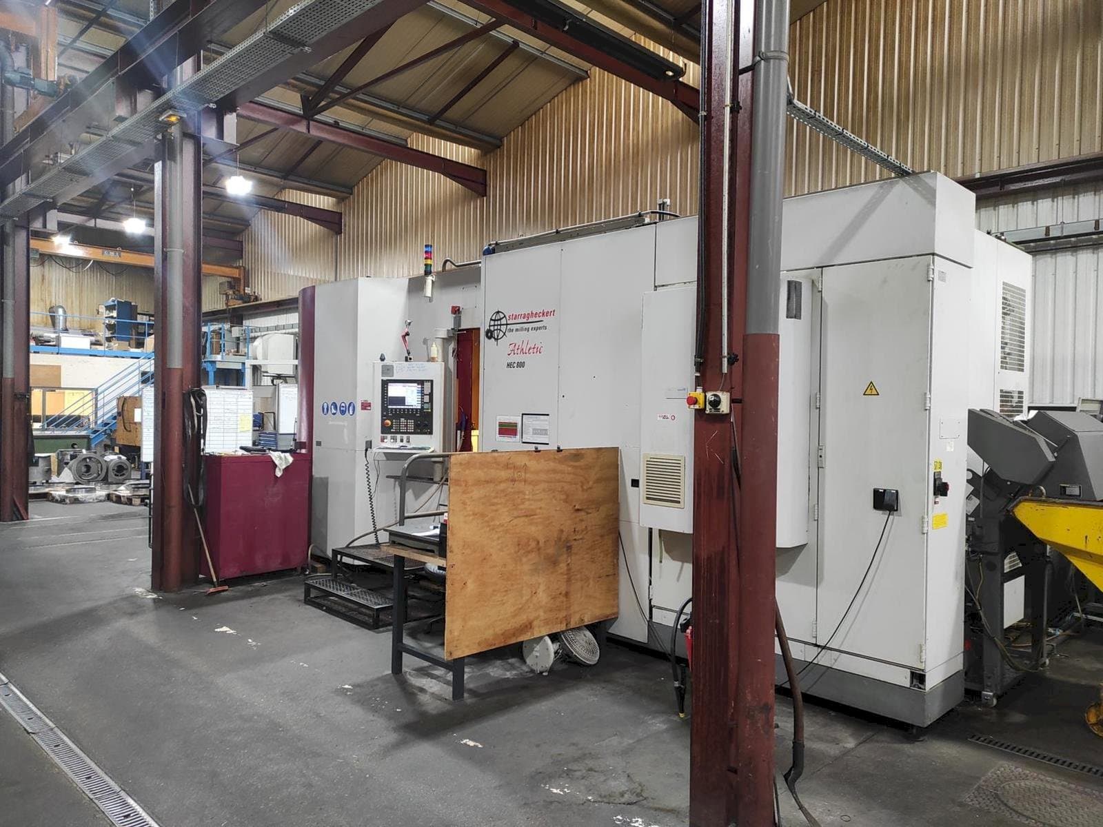 Vista Frontal  da Starrag HEC 800 - 5 AXES  máquina