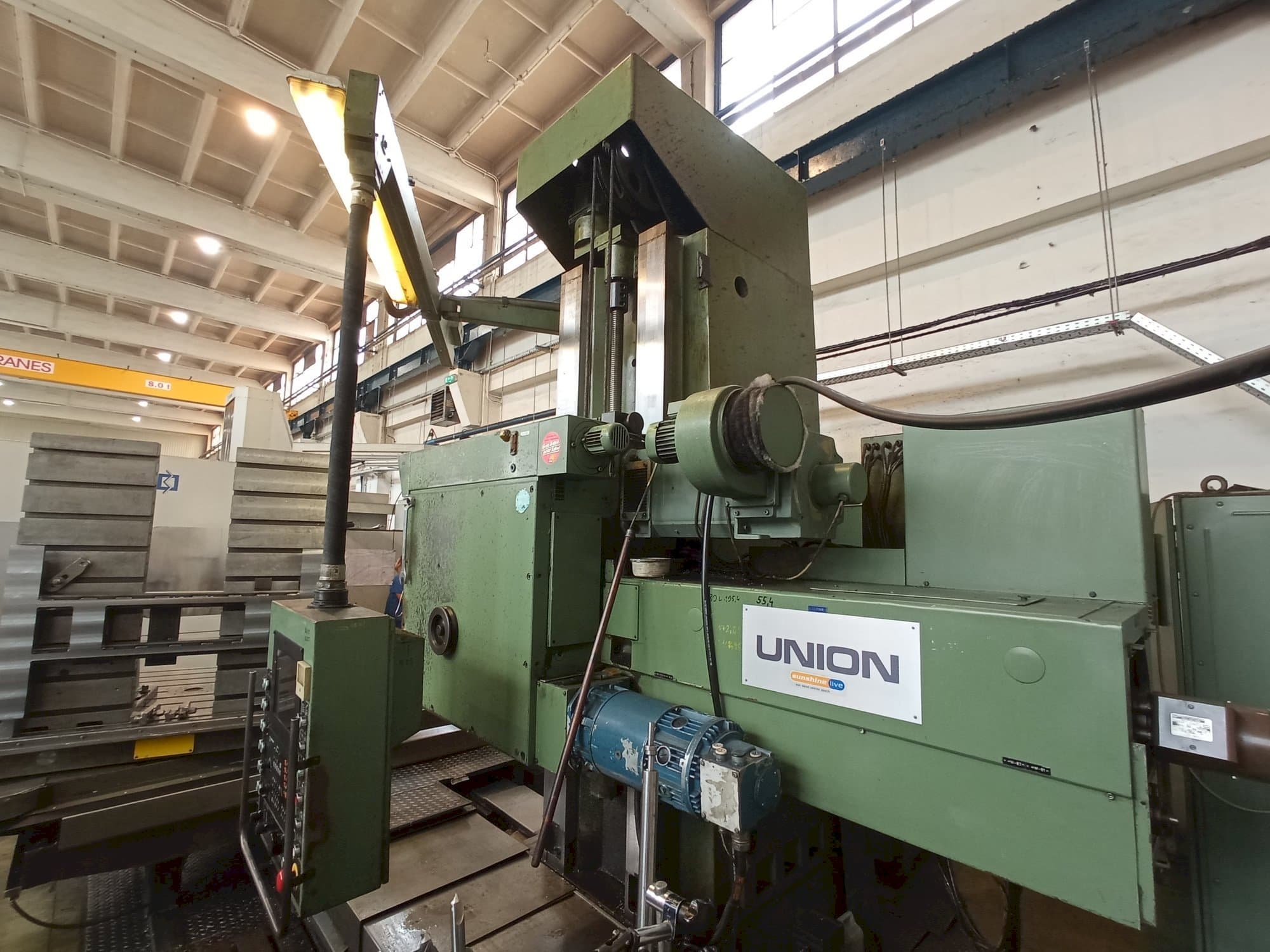 Vista Frontal da Union BFT 110 máquina