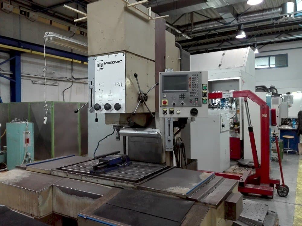 Vista Frontal  da WMW Mikromat									 BKoE 630x1000 CNC  máquina