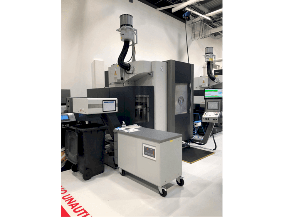 Vista Frontal da DECKEL MAHO DMU 50 linear máquina