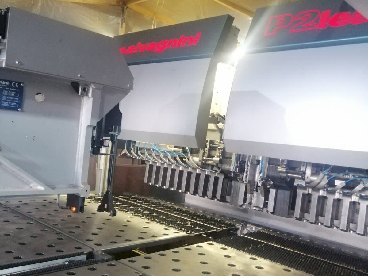 Vista Frontal da Salvagnini P2lean máquina
