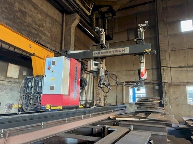 Vista Frontal da Promotec WA 500/1000 GMAW máquina