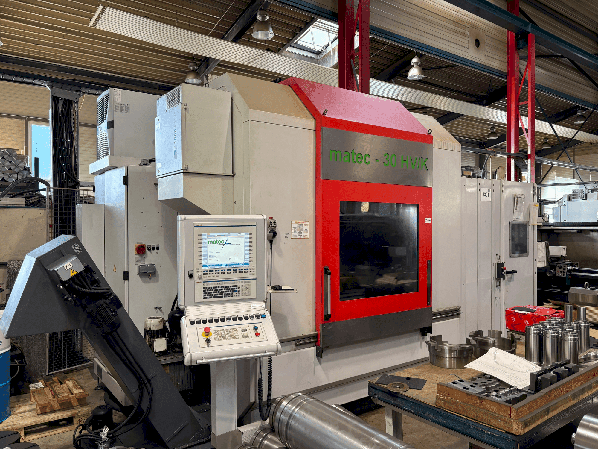 Vista Frontal da Matec MATEC 30 HV/K máquina