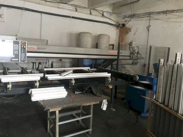 Vista Frontal da Elumatec SBZ 608 máquina