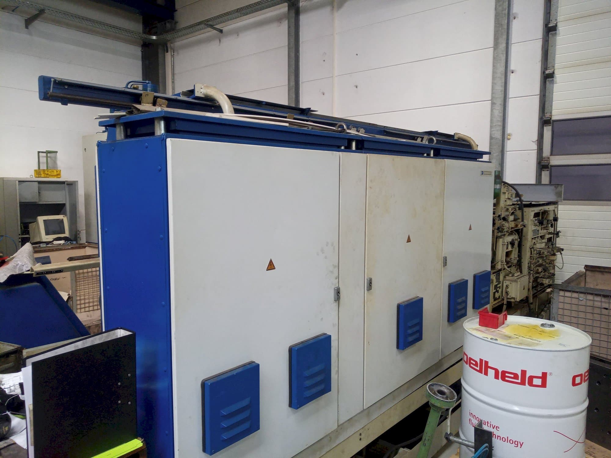 Vista Frontal da NILES DFS2-2 máquina