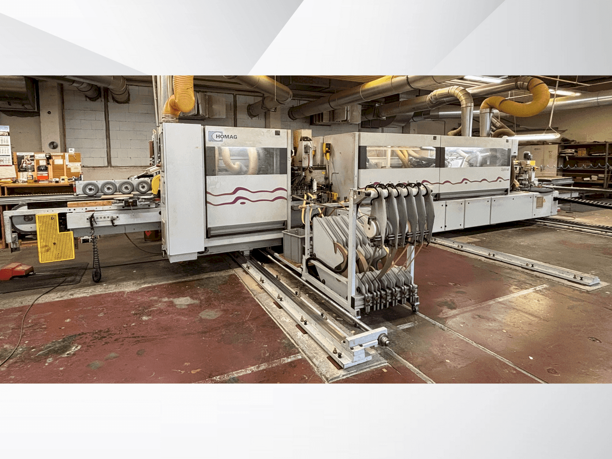 Vista Frontal da HOMAG Optimat KF 26/8/A3/25 máquina