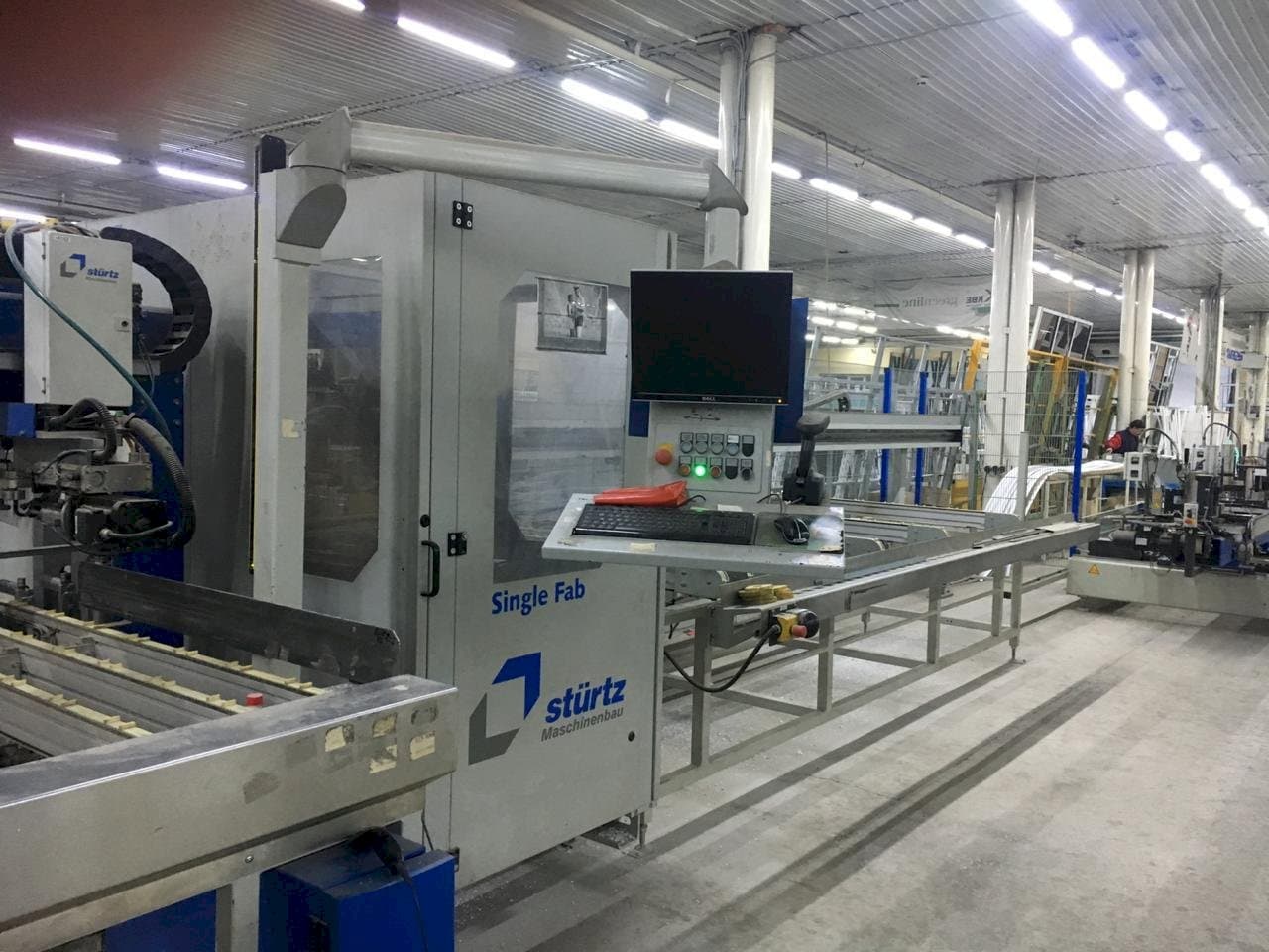 Vista Frontal  da Sturtz NFZ-JC-JM-160-X  máquina