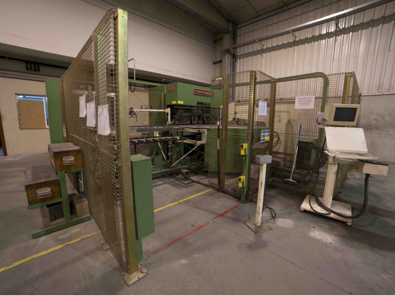 Vista Frontal  da Salvagnini TB20  máquina