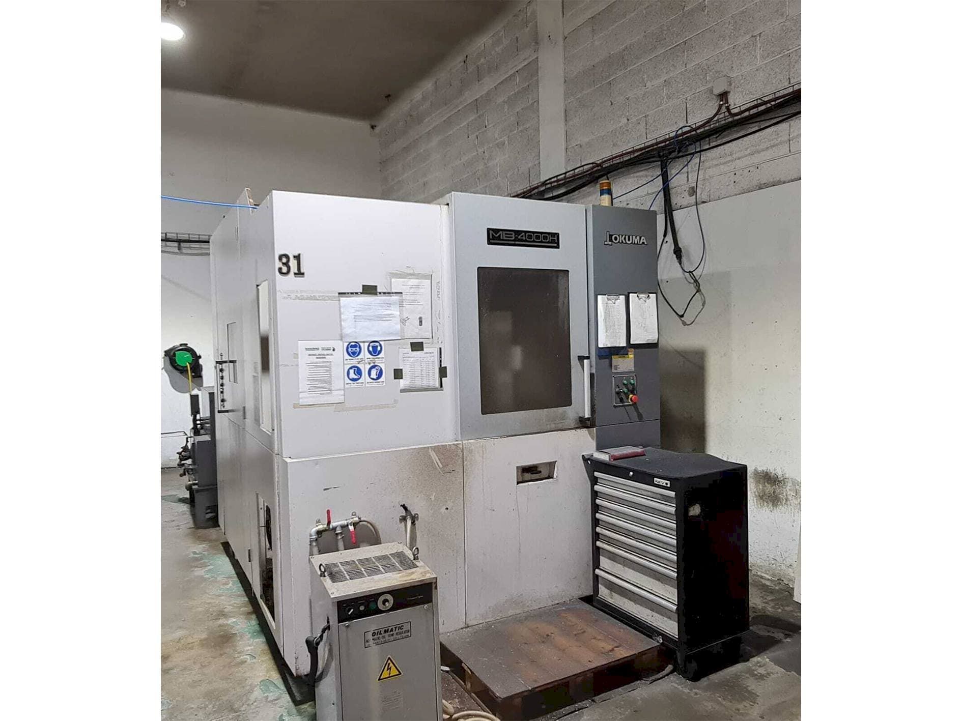 Vista Frontal  da Okuma MB-4000H  máquina