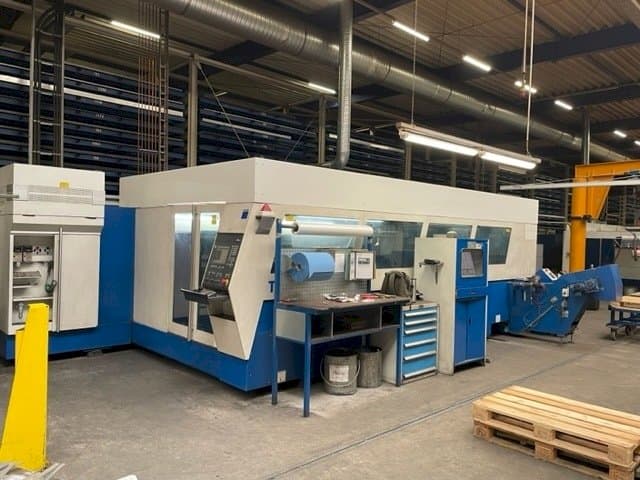 Vista Frontal da Trumpf TruLaser 5040 classic máquina