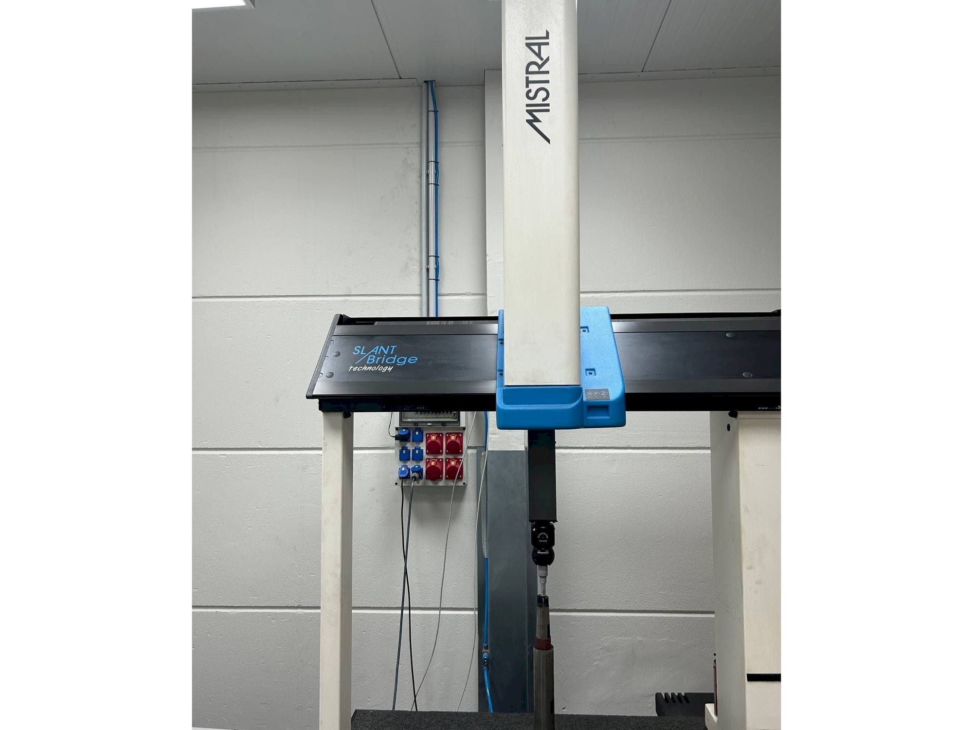 Vista Frontal da DEA Mistrall máquina