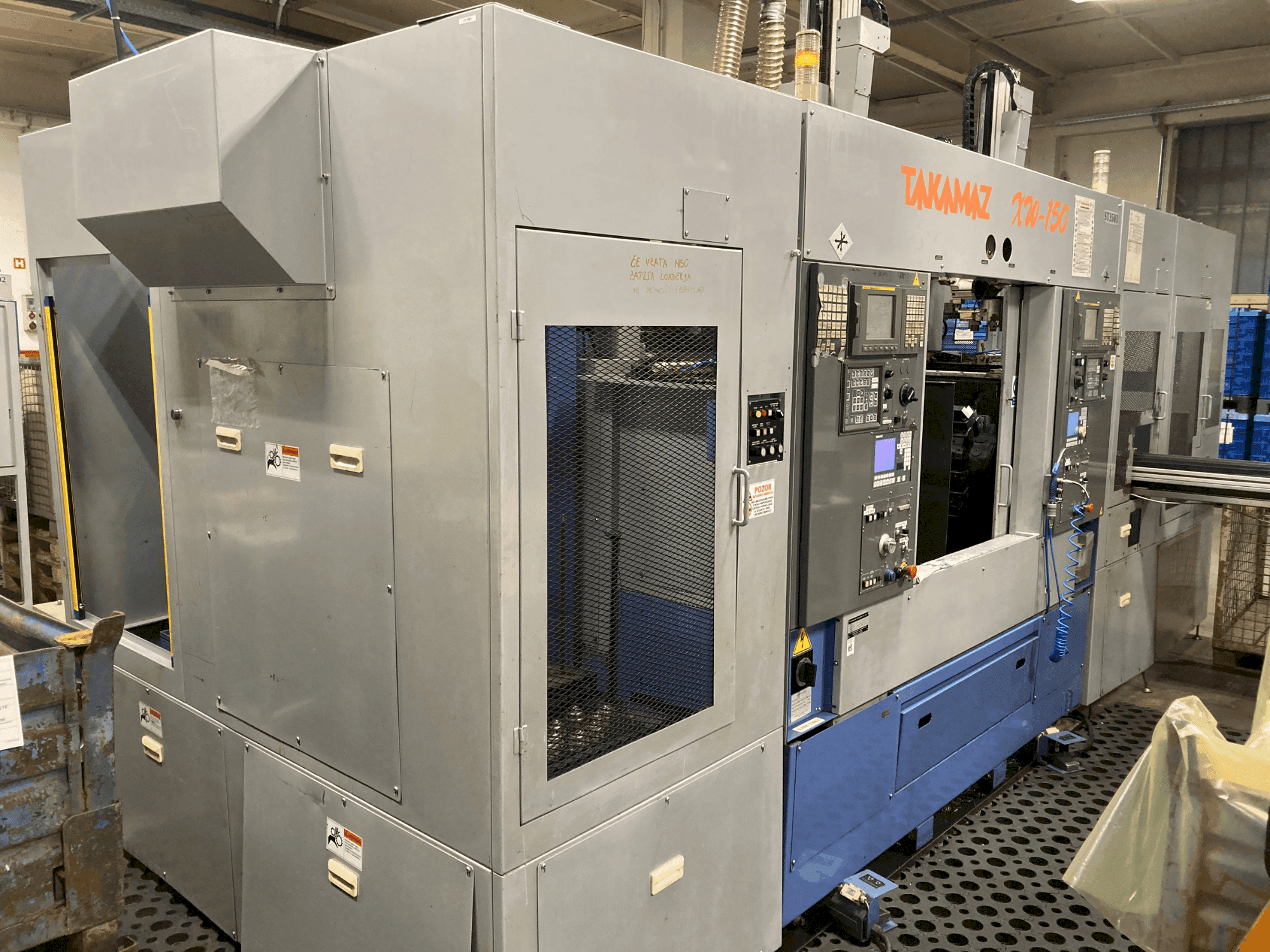 Vista Frontal da Takamaz XW-150 máquina