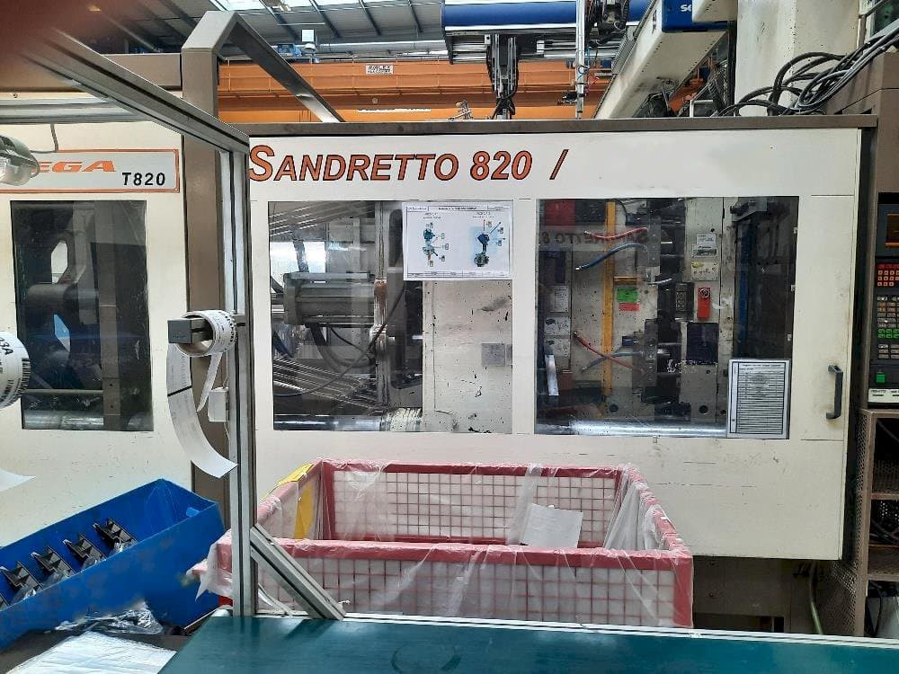 Vista Frontal da SANDRETTO 820/6434 máquina