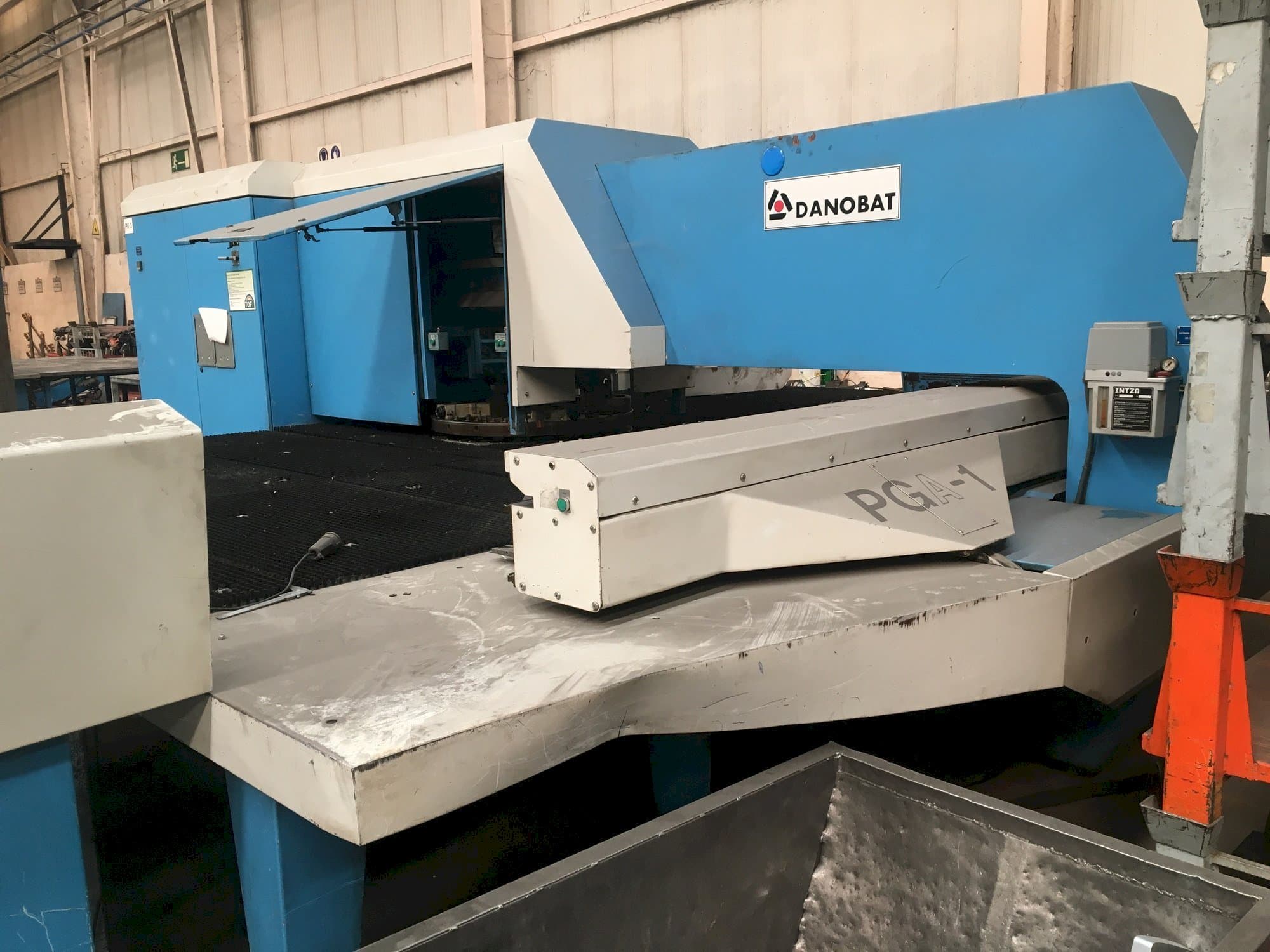 Vista Frontal  da DANOBAT PGA-1  máquina