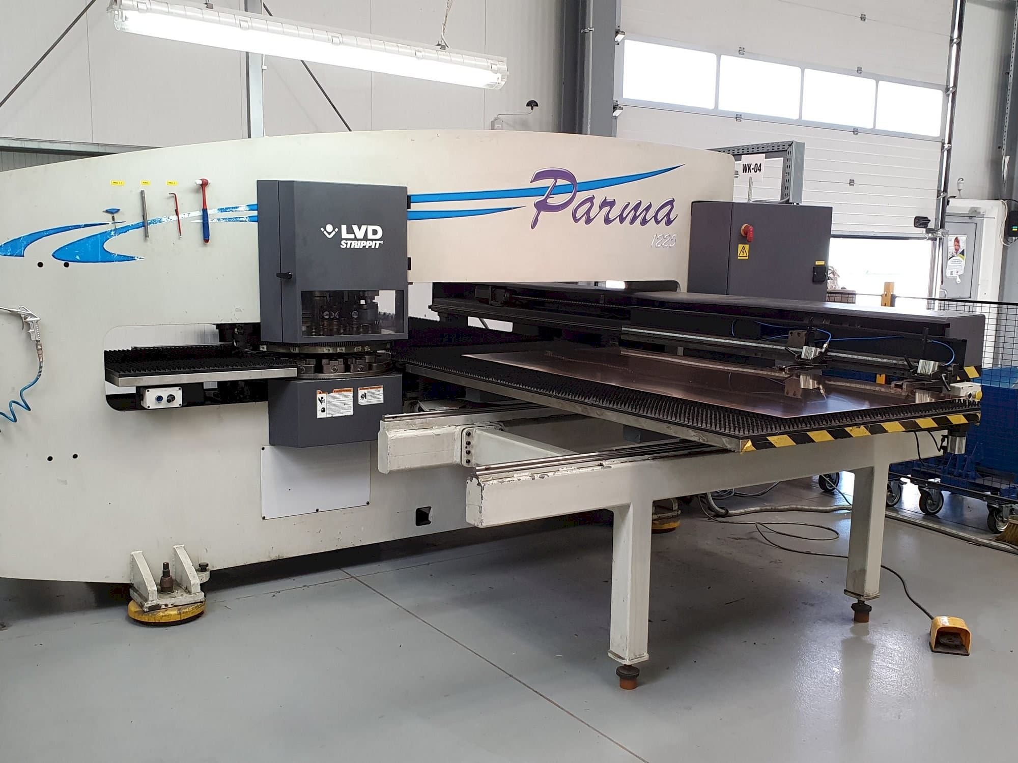 Vista Frontal da LVD PARMA 1225 TK máquina