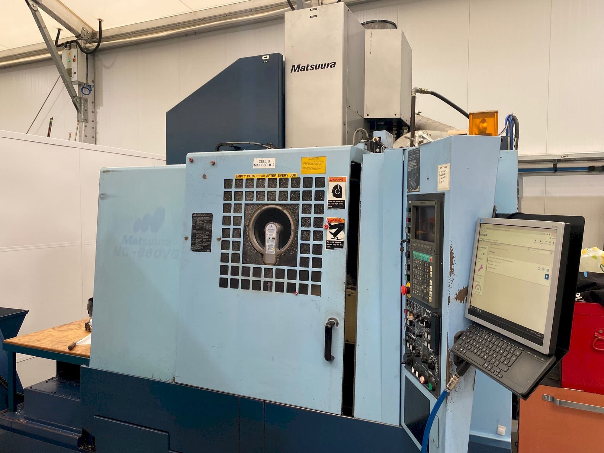 Vista Frontal da Matsuura MC-660VG máquina