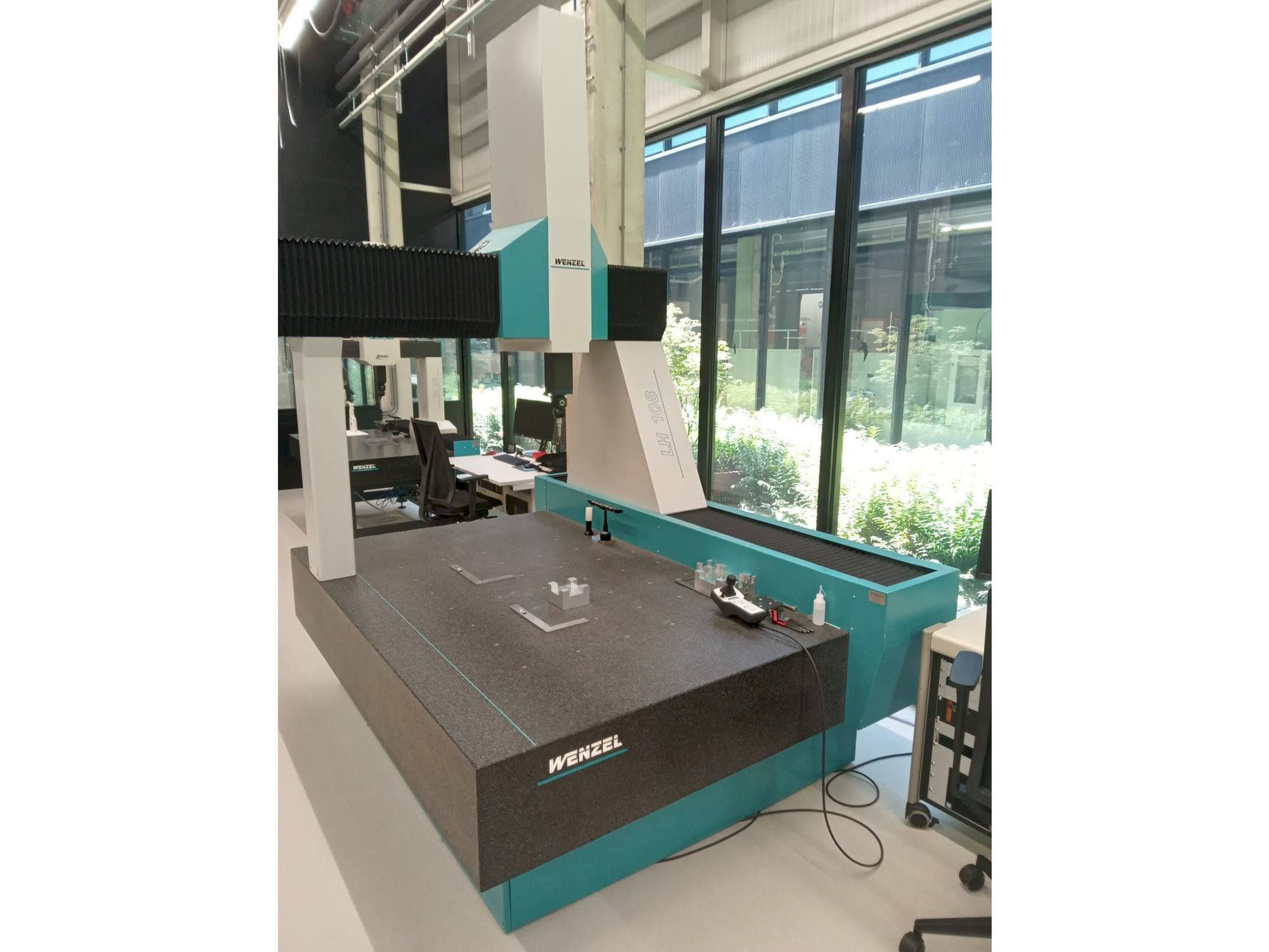 Vista Frontal da Wenzel LH-108 máquina