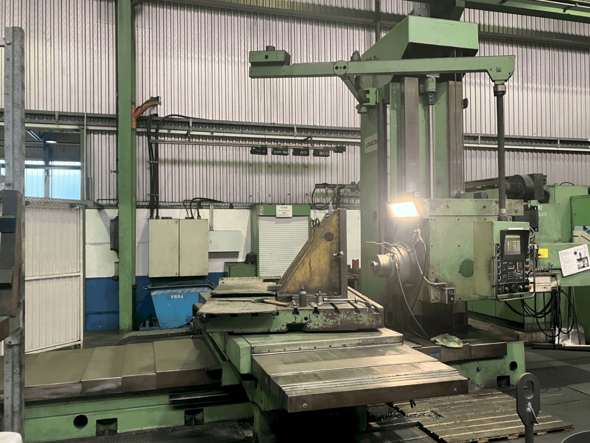 Vista Frontal da UNION BFT 110 NC máquina