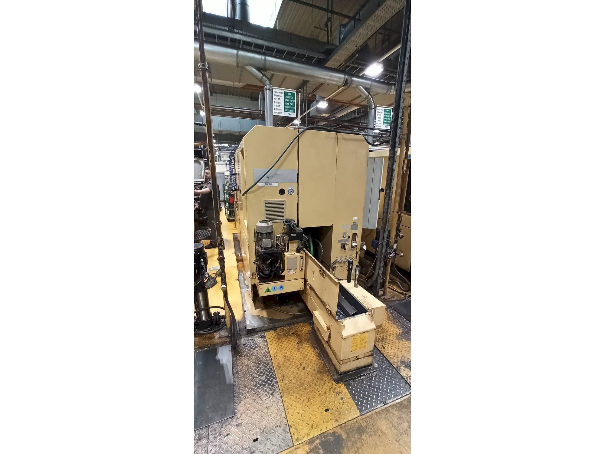 Vista Lateral Direita da TAJMAC-ZPS SAL 100/4 máquina