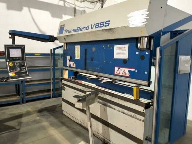 Vista Frontal da Trumpf TrumaBend V85S máquina