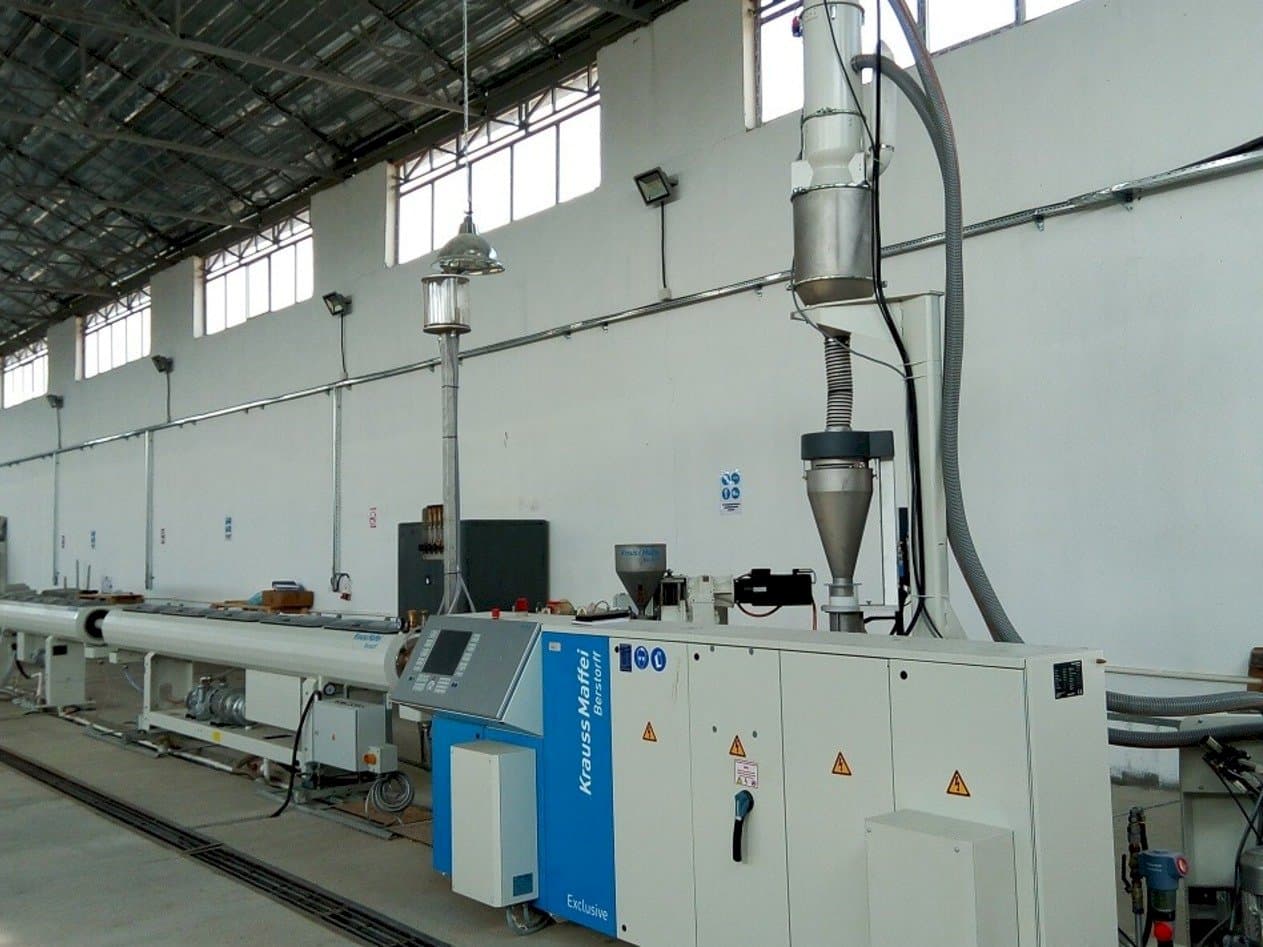 Vista Frontal da Krauss Maffei KME 60-36 B/R máquina