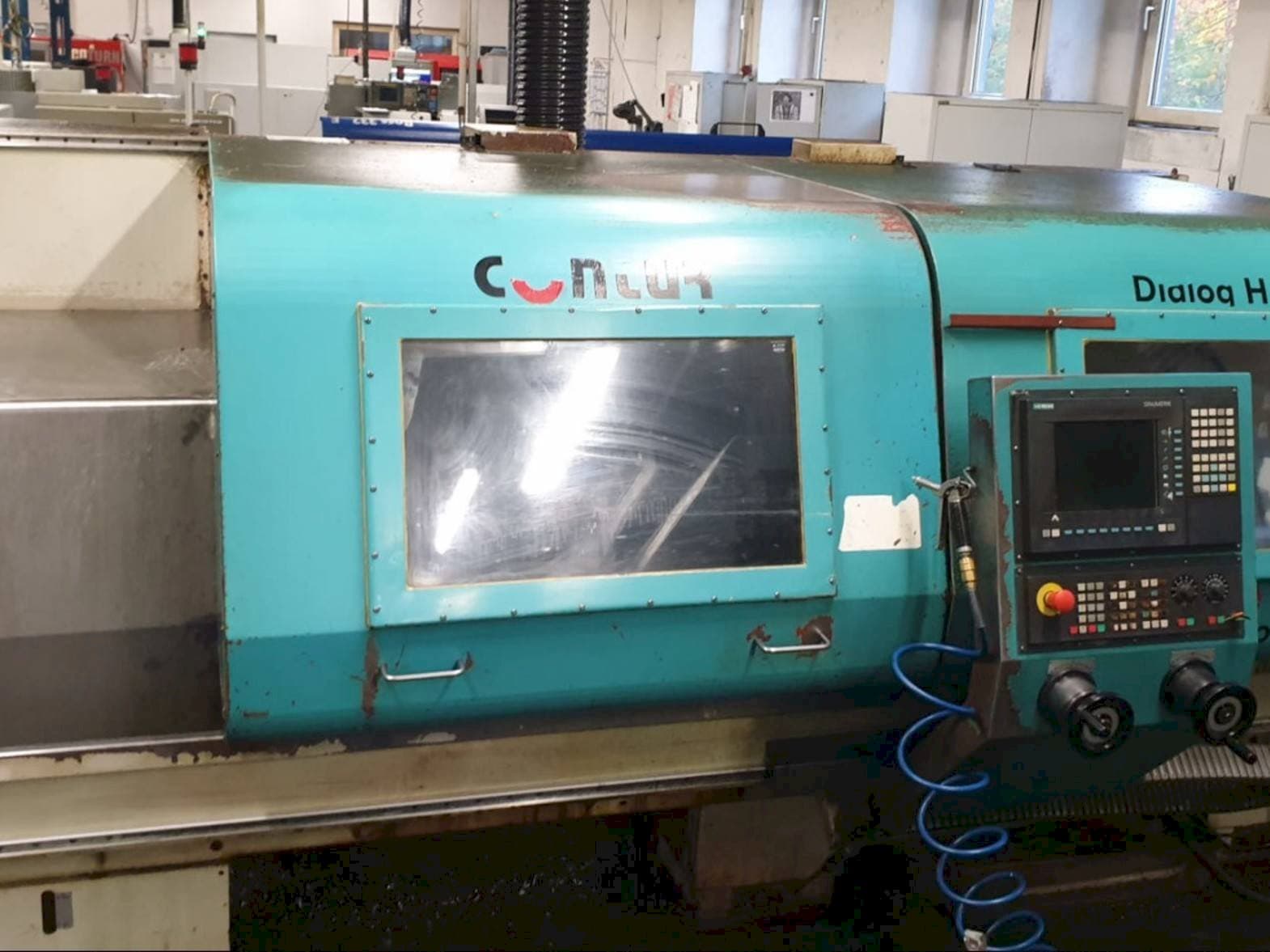 Vista Frontal da Saeilo H560 máquina