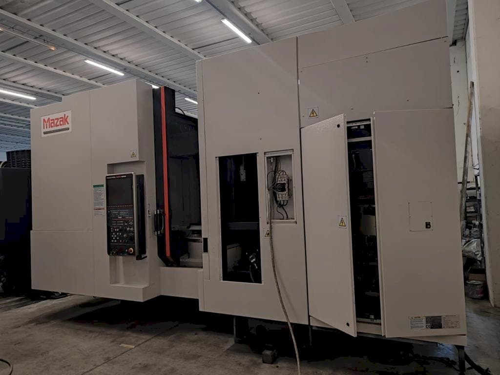Vista Frontal  da Mazak HCN 6000  máquina
