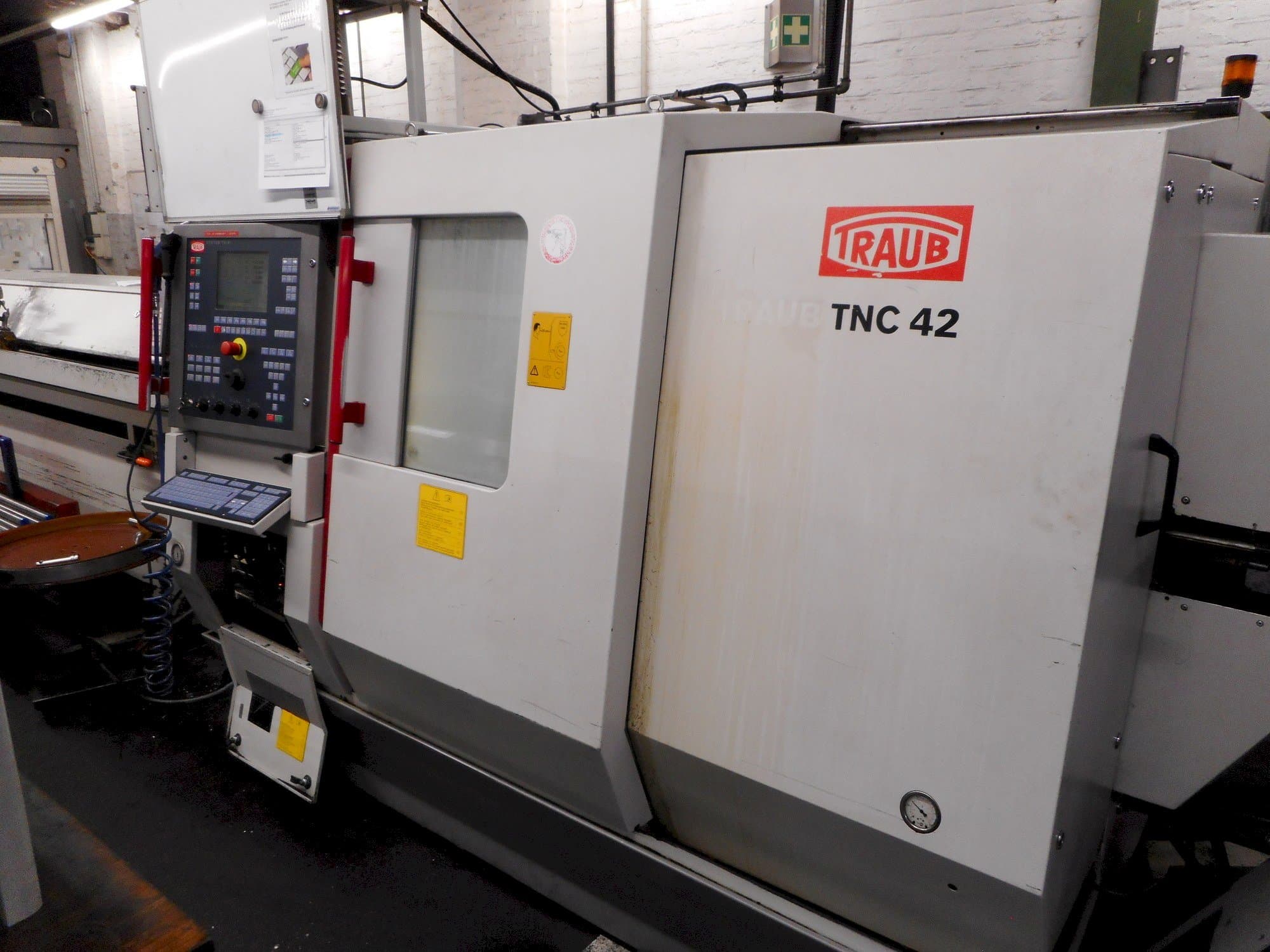 Vista Frontal da TRAUB TNC42/65 máquina