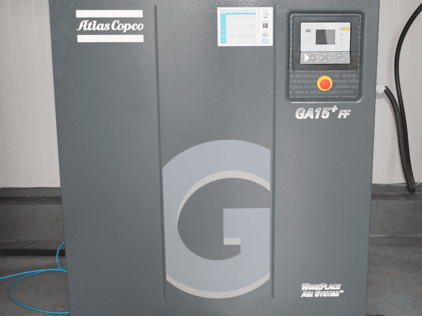 Vista Frontal  da Atlas Copco Ga15 + FF  máquina