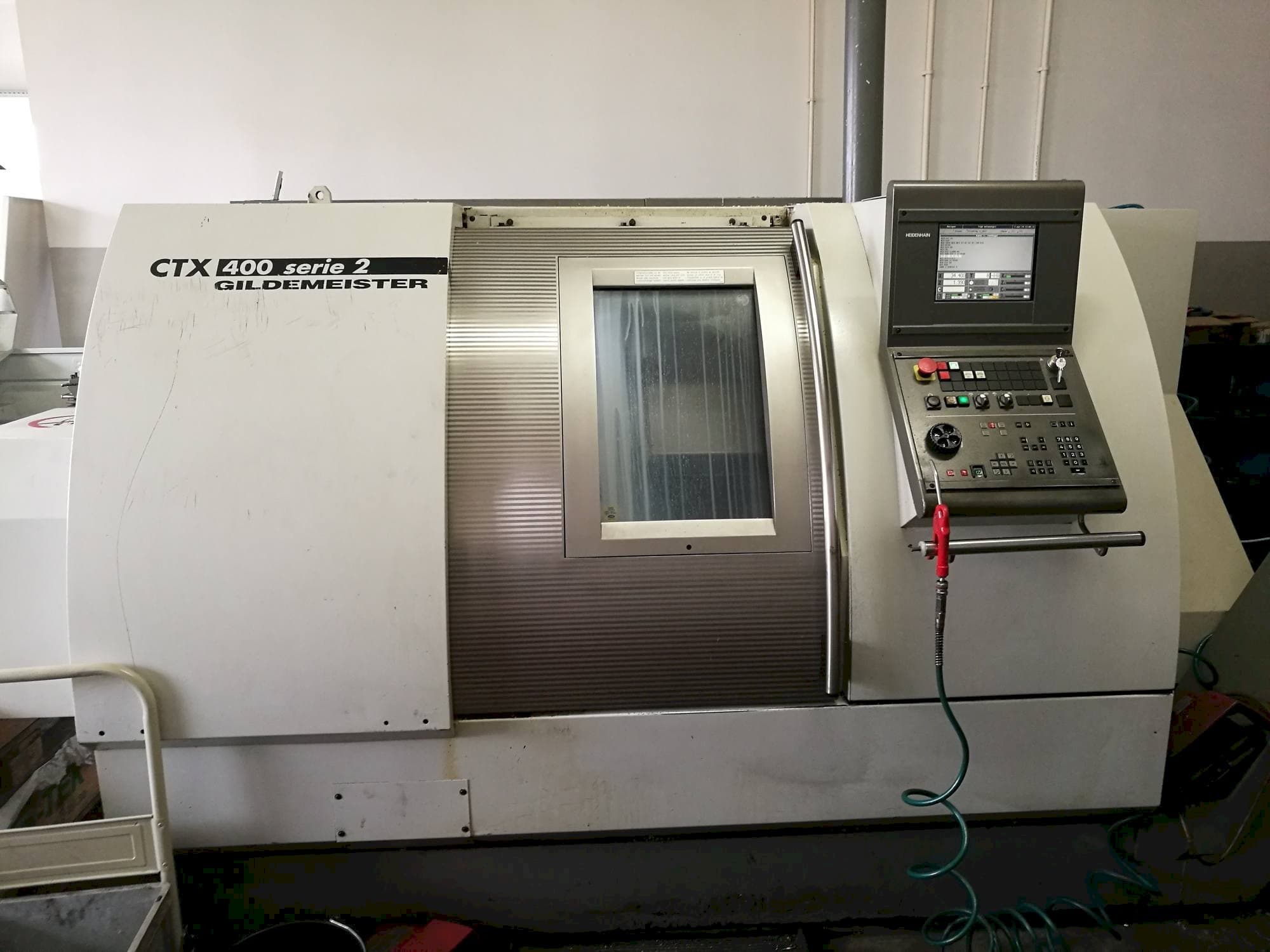 Vista Frontal da Gildemeister CTX 400 S2 máquina