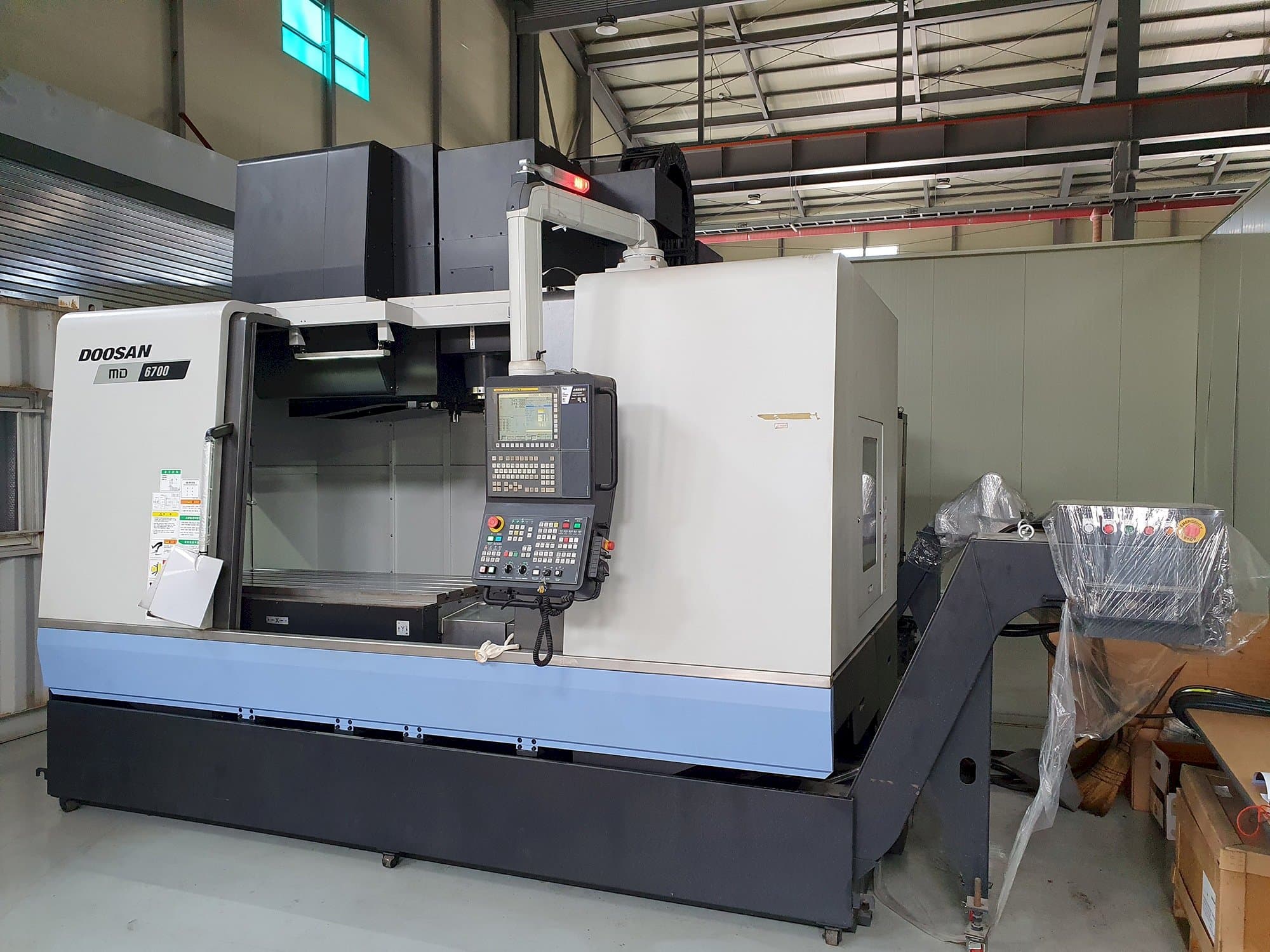 Vista Frontal da Doosan MD6700 máquina