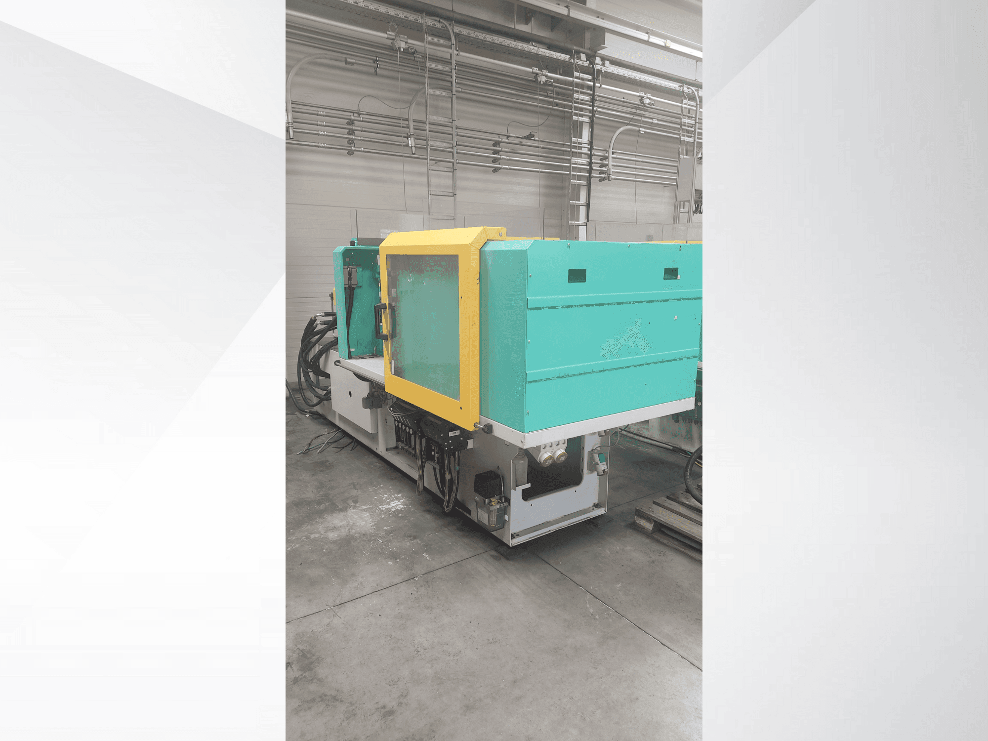 Vista Frontal da Arburg 470 H 1000-290 máquina