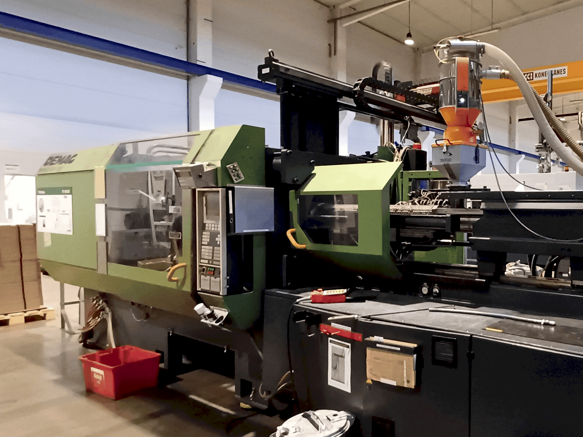 Vista Frontal da DEMAG ERGOTECH 4200-2300 máquina