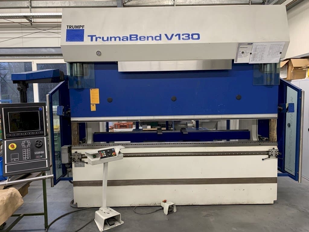 Vista Frontal da Trumpf TrumaBend V130X máquina