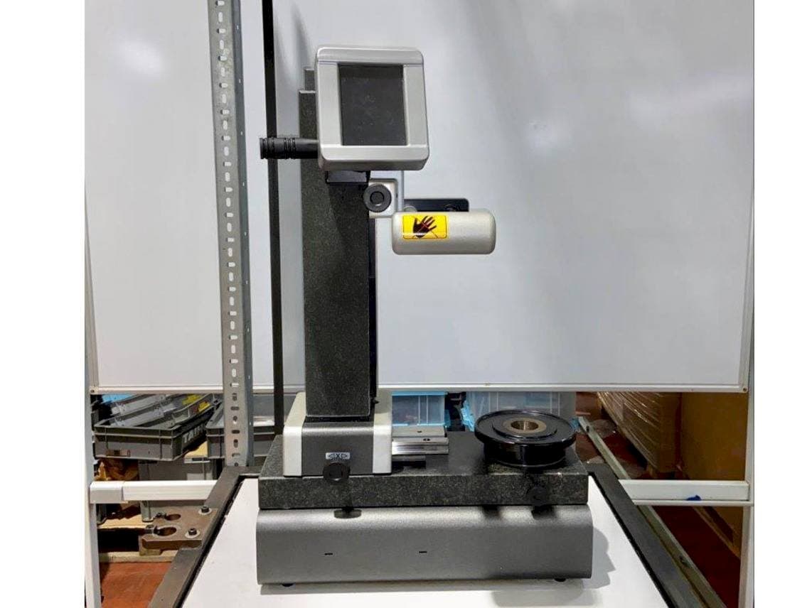 Vista Frontal da ELB CONTROLLI LARTH máquina