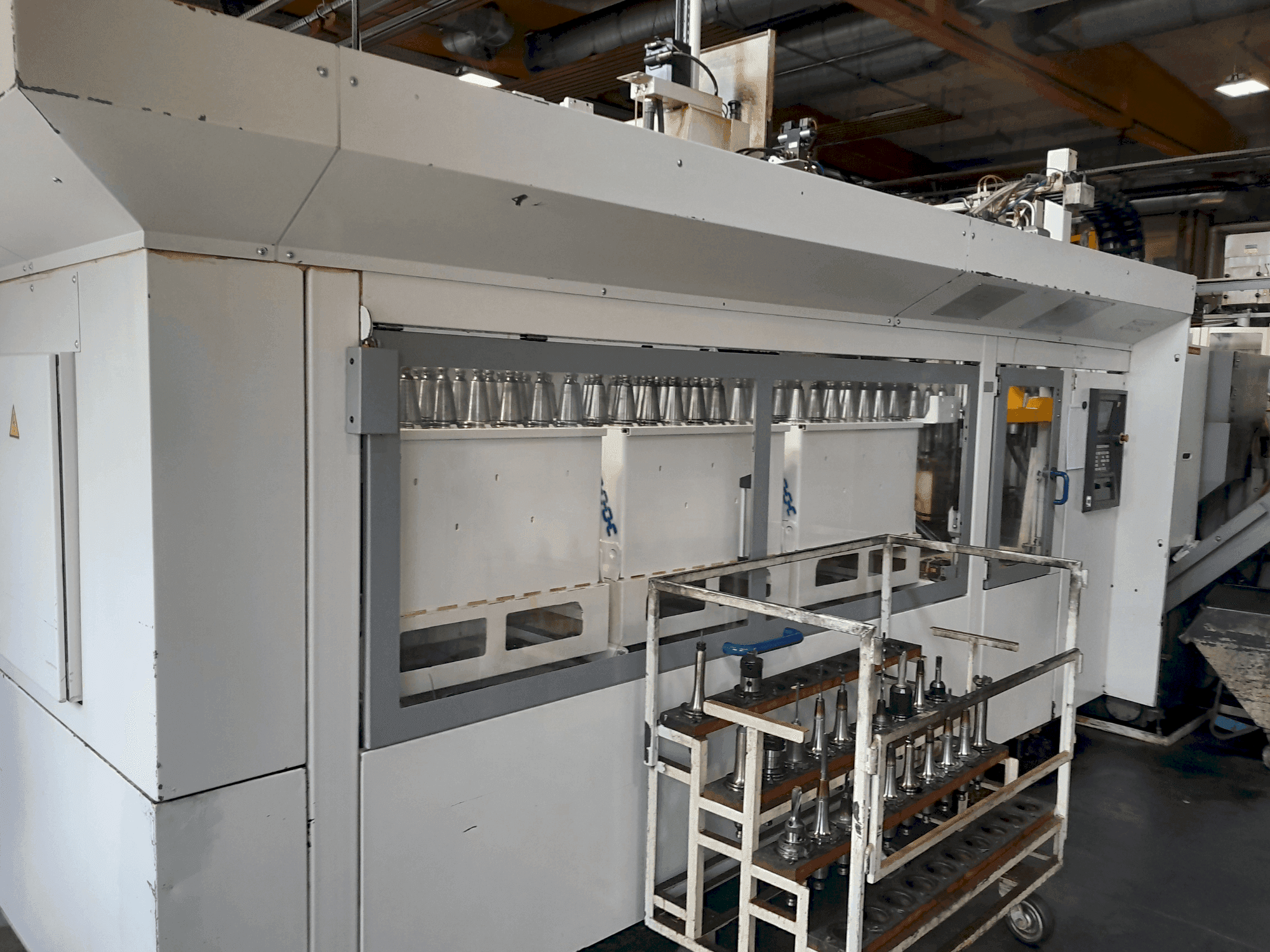 Vista Lateral  da HELLER MCS-H 250  máquina