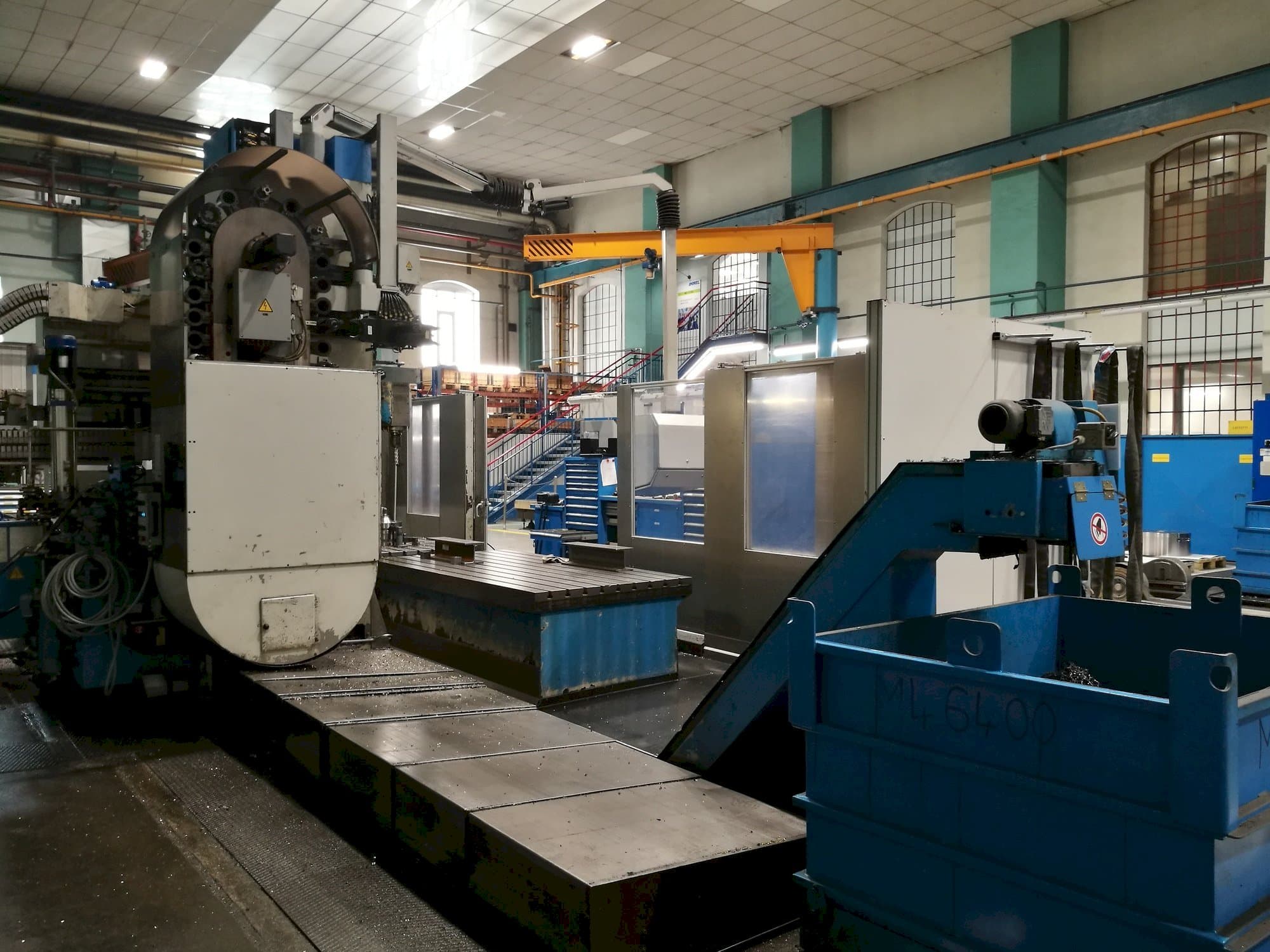 Vista Frontal  da Kekeisen  UFF 5000  máquina