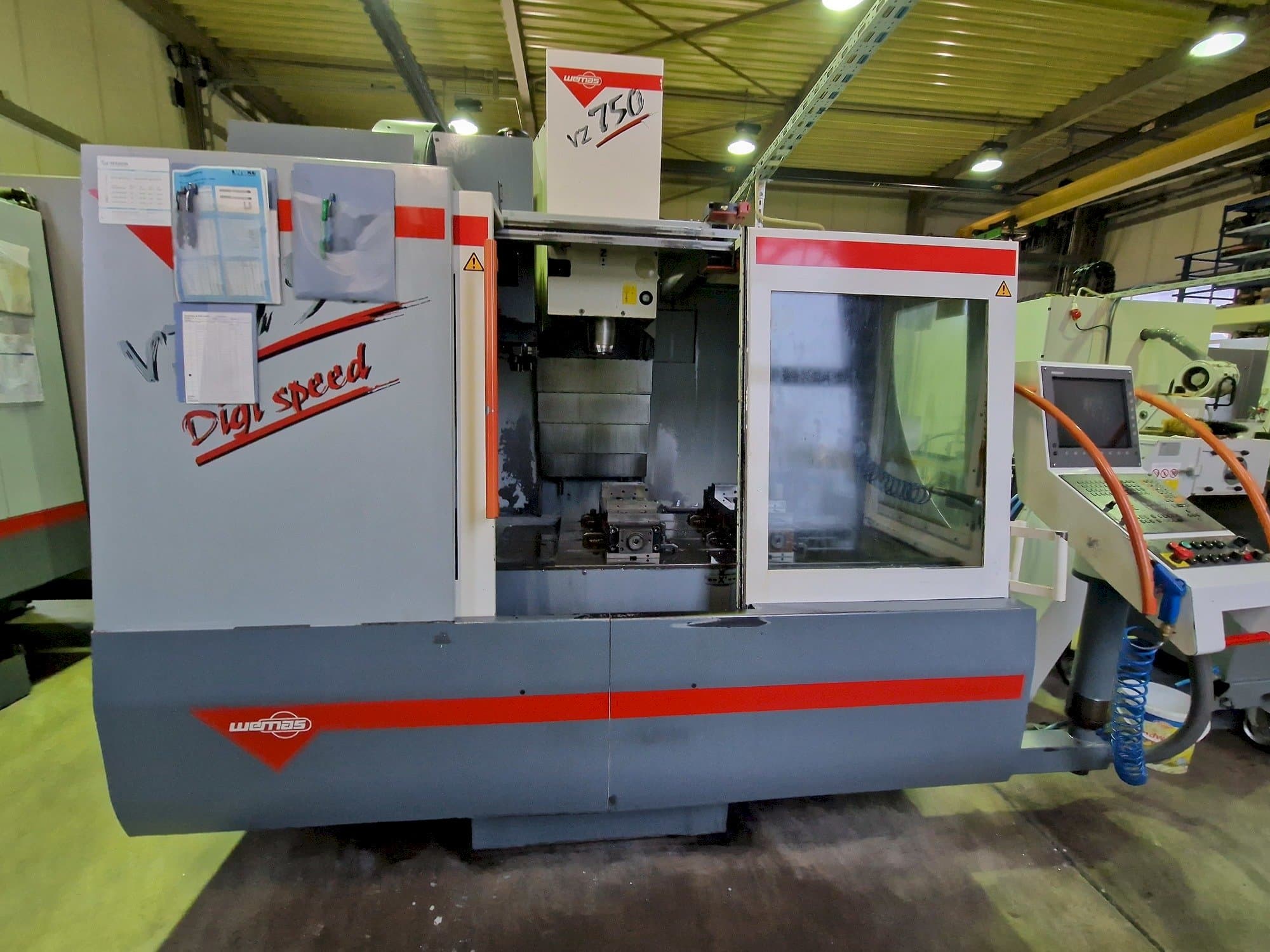 Vista Frontal da WEMAS VZ 750 máquina