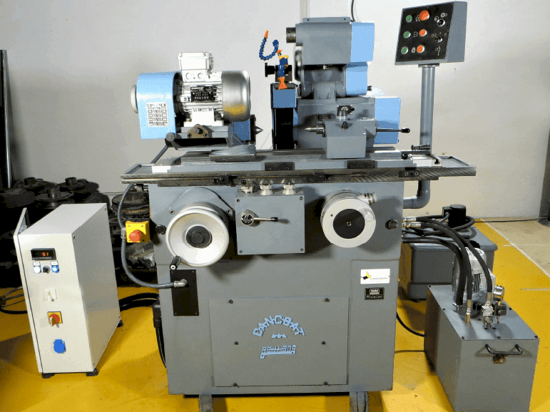 Vista Frontal  da DANOBAT RE H 305  máquina