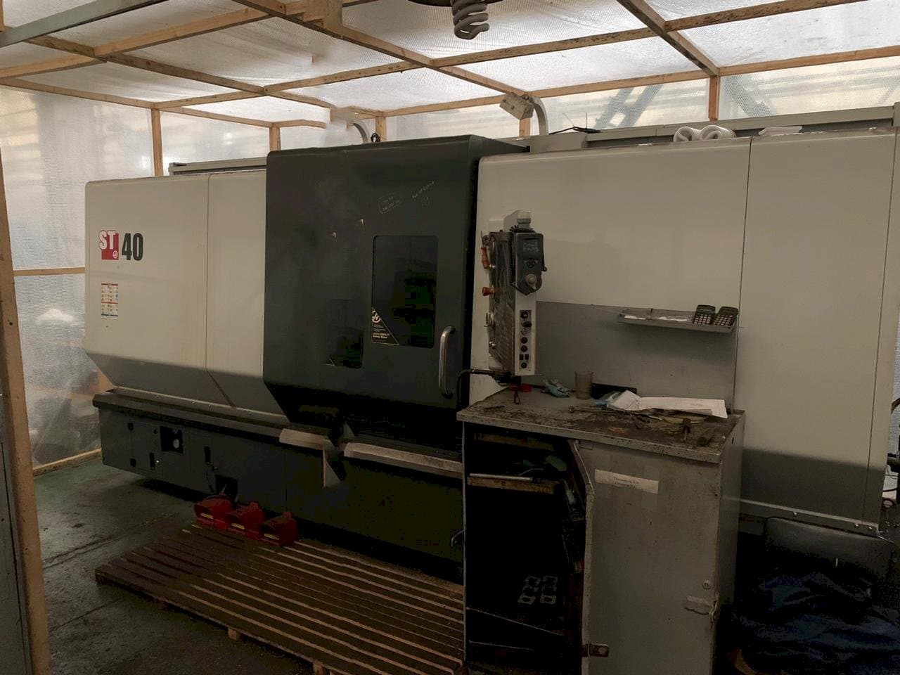 Vista Frontal da HAAS ST-40 máquina