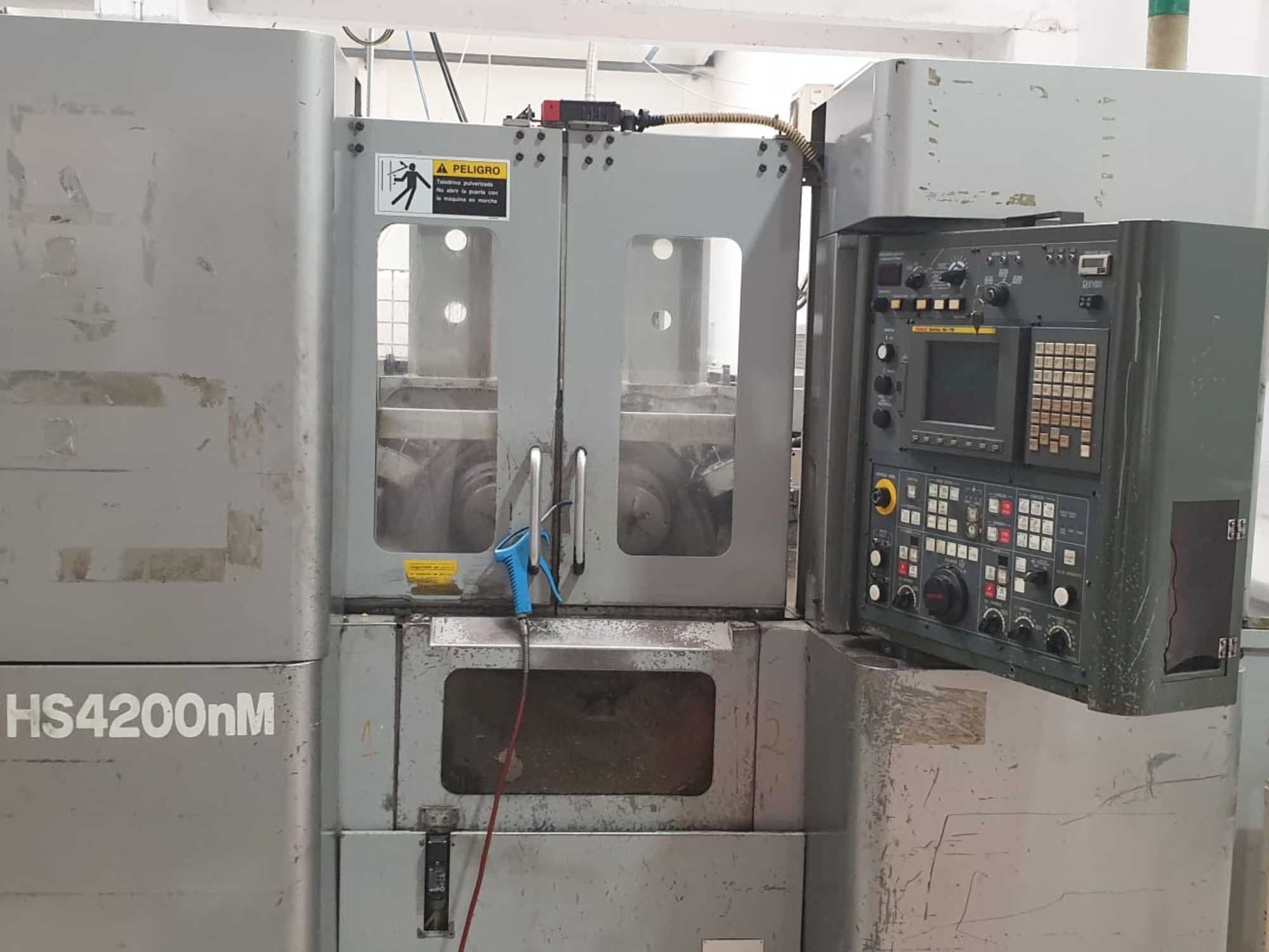 Vista Frontal da KITAKO HS4200NM máquina