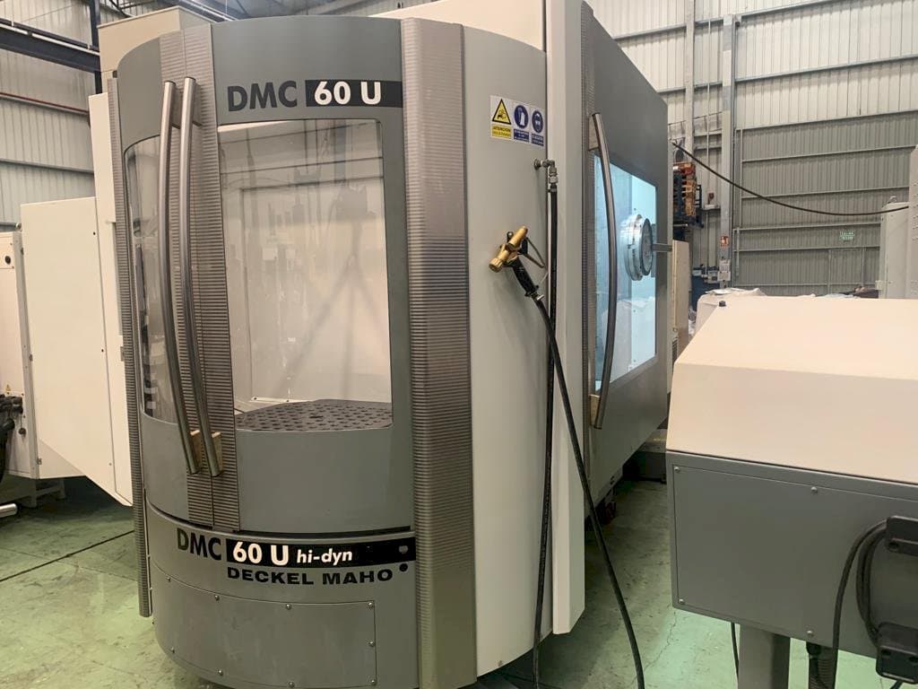 Vista Frontal da DECKEL DMC 60 U hi-dyn máquina