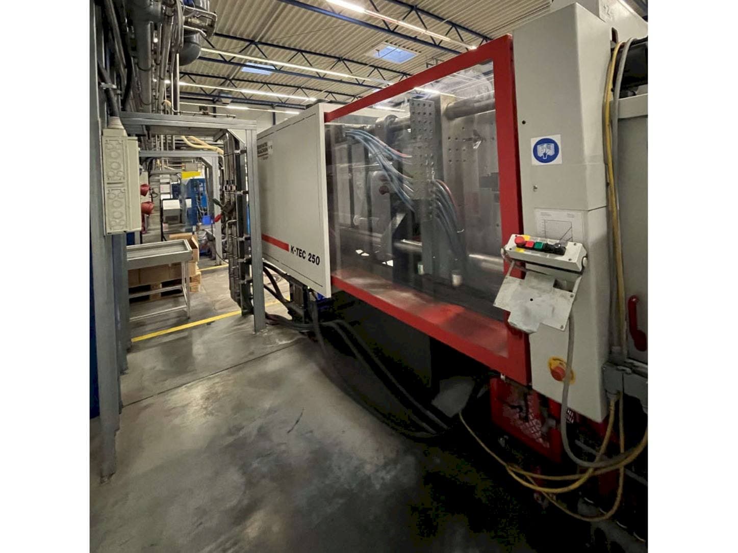 Vista Frontal da FERROMATIK K-Tec 250 máquina